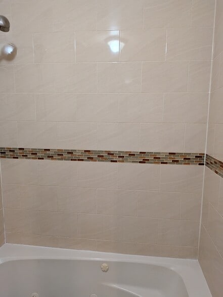 Building Photo - 63 Nichols Ave