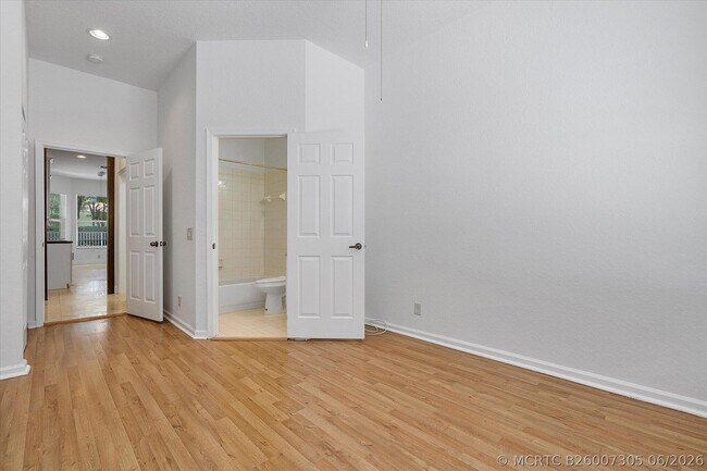 Building Photo - 2013 Harbor View Cir