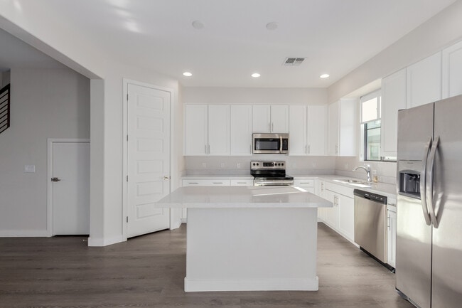 Building Photo - 4235 N 26th St