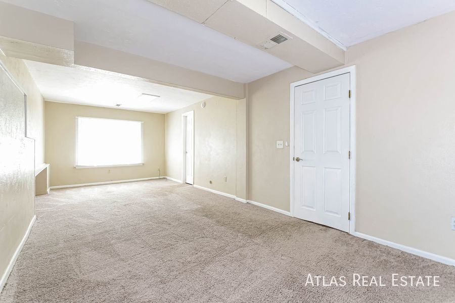 Building Photo - 4497 S Argonne Way