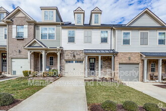 Building Photo - 3153 Sassafras Ln