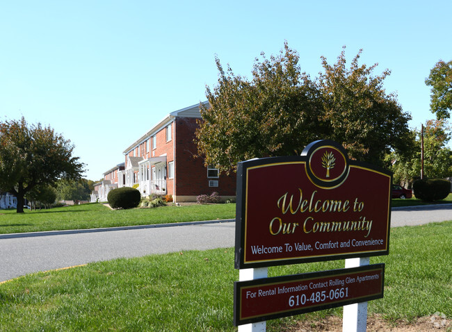 Building Photo - Concord Court Apartments