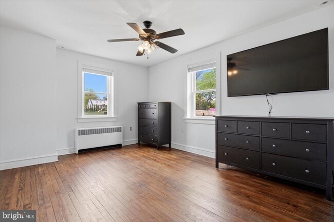 Building Photo - 713 S Towamencin Ave