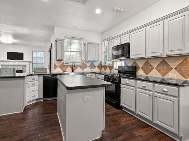 Building Photo - 4604 Creekside Dr