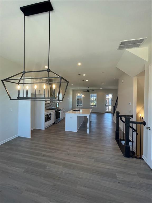 Building Photo - 6270 Cortland Walk