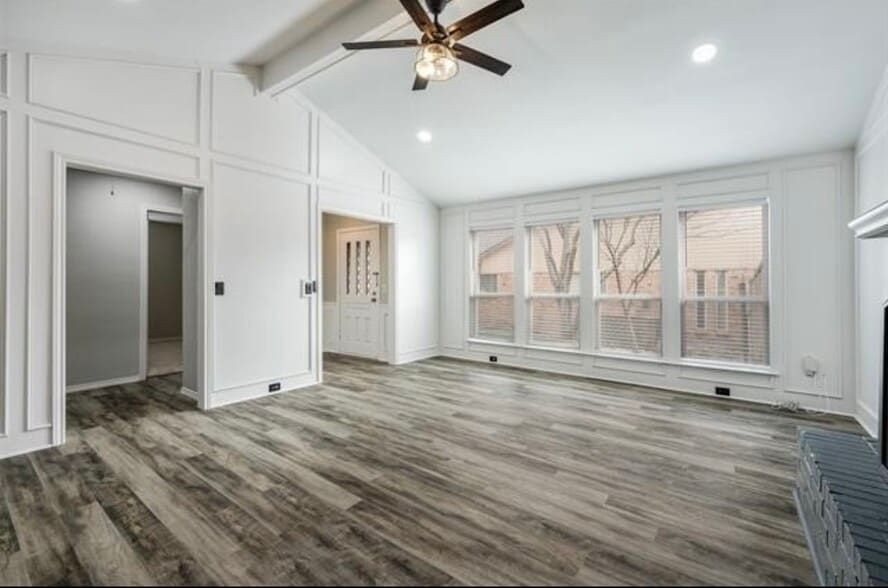 Living - 1708 Tree House Lane