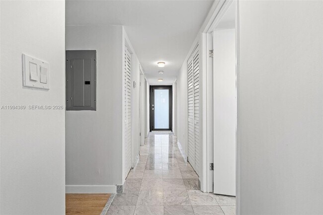Building Photo - 5845 Collins Ave