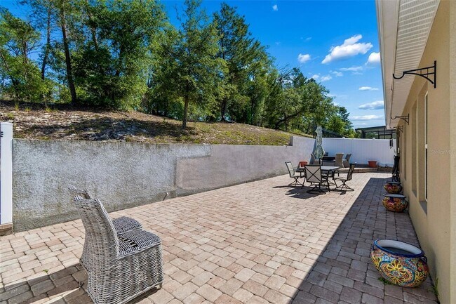 Building Photo - 107 Park Hurst Ln