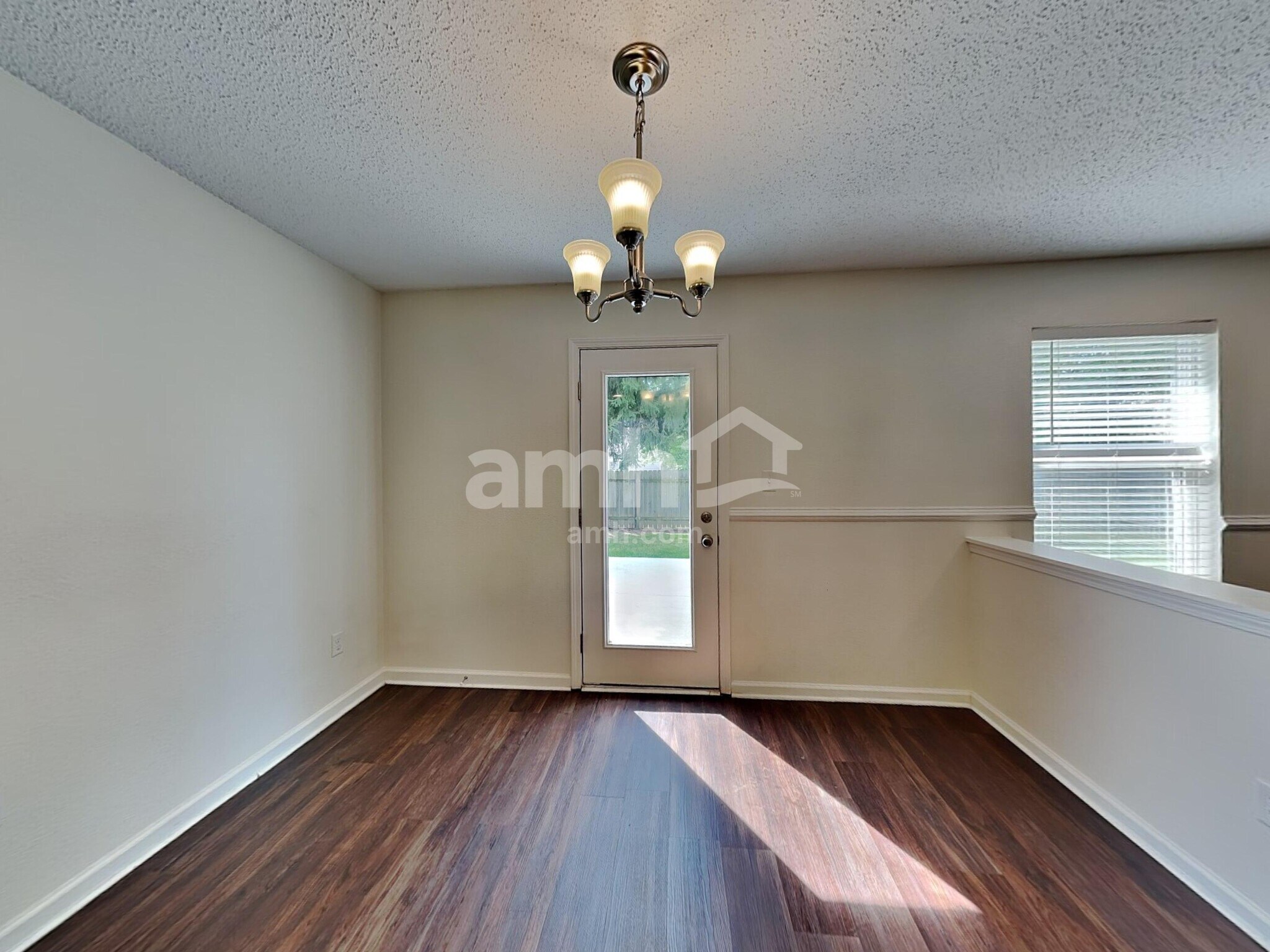 Building Photo - 12483 Old Pond Rd