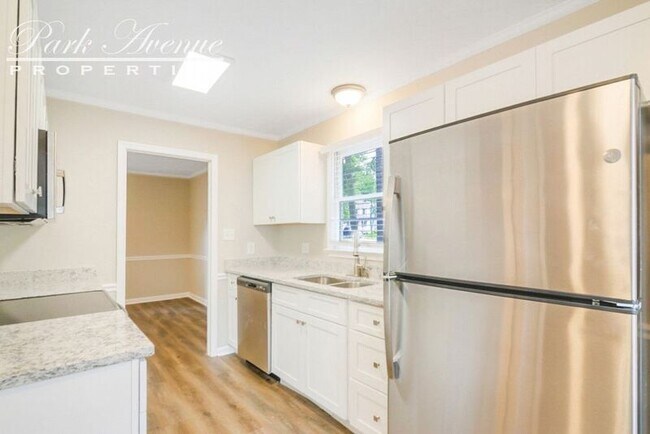 Building Photo - 7300 Bassett Hall Ct