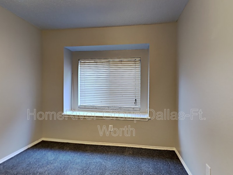 Building Photo - 7209 Chaucer Dr