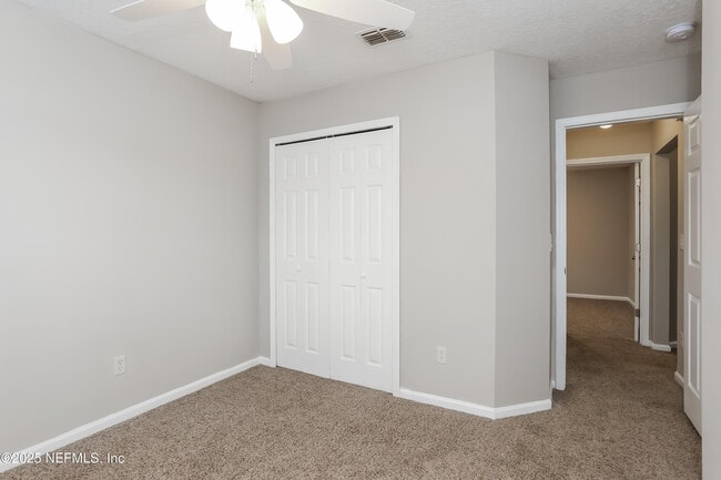 Building Photo - 7485 International Village Dr