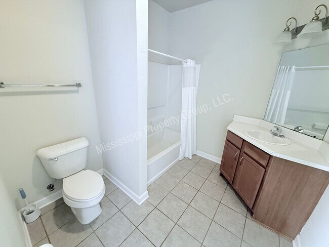Building Photo - 2BD/2BA FOR RENT