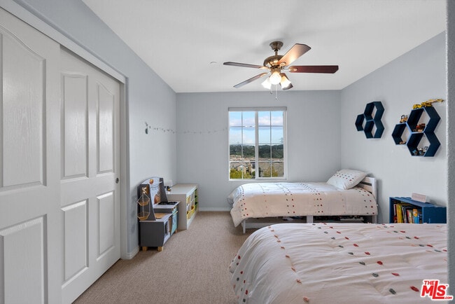 Building Photo - 28285 N Via Sonata Dr