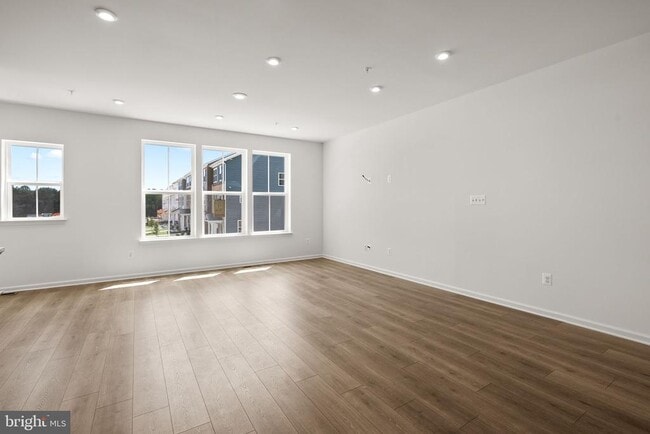 Building Photo - 8256 Longford Rd