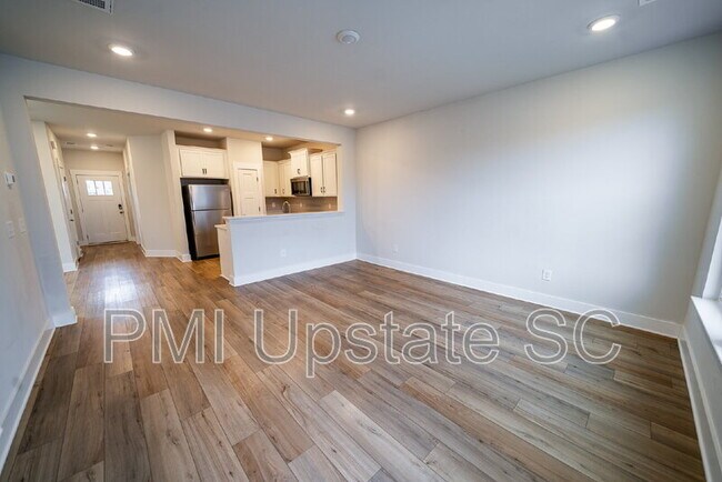Building Photo - 181 Dalmatian Dr