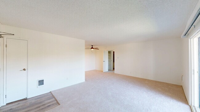 Building Photo - 461 Ignacio Blvd