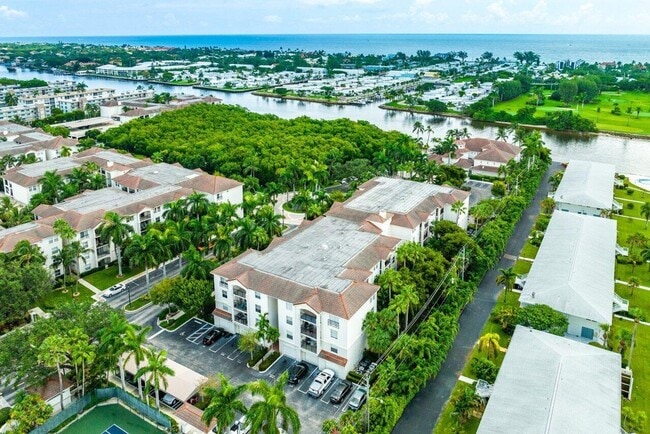 Building Photo - 1302 Tuscany Way