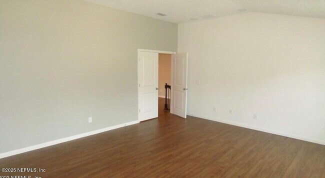 Building Photo - 83117 Purple Martin Dr