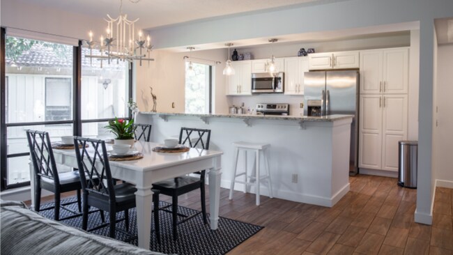 Kitchen - 632 Brackenwood Cove