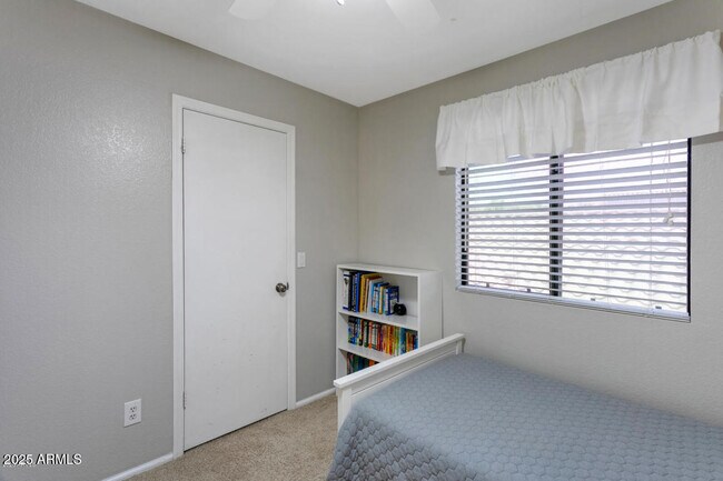 Building Photo - 3316 E Blackhawk Dr
