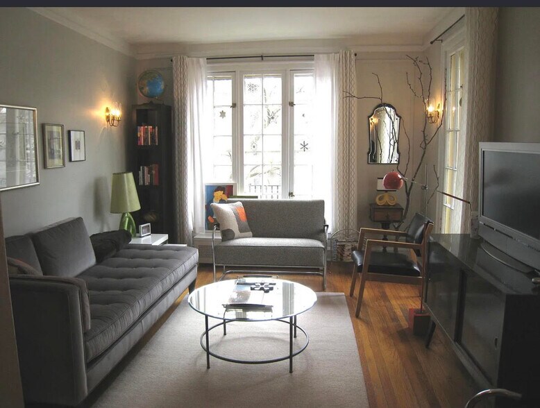 Building Photo - 1500 W Chase Ave