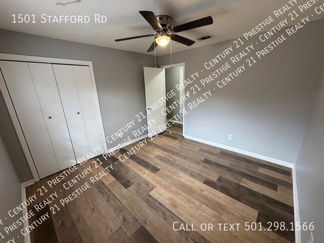 Building Photo - 1501 Stafford Rd