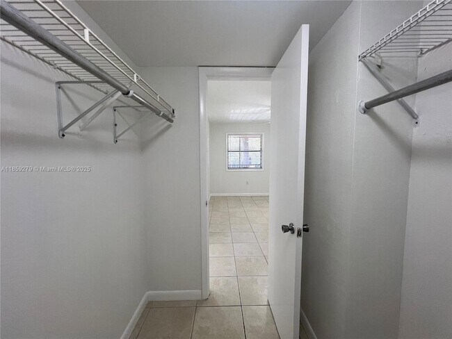 Building Photo - 15591 SW 105th Terrace