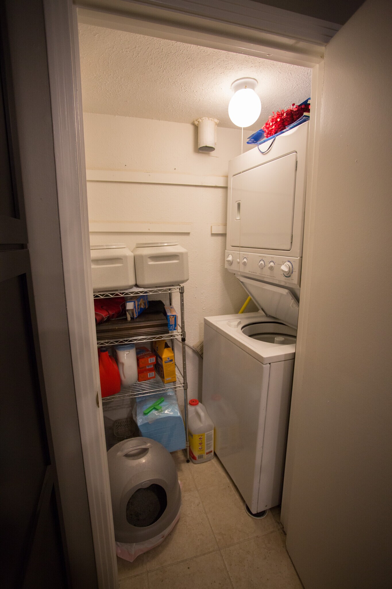 Building Photo - 2929 Selena Dr