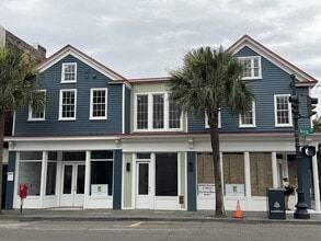 Building Photo - C