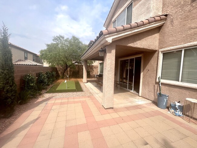 Building Photo - Single family home in Solano at the Vistas