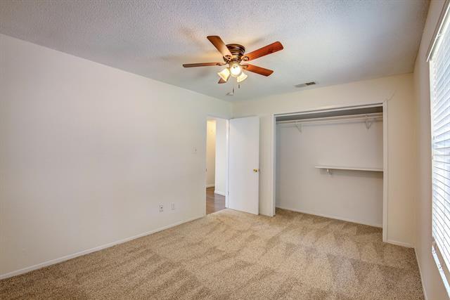 Building Photo - 2441 Sweetwood Dr