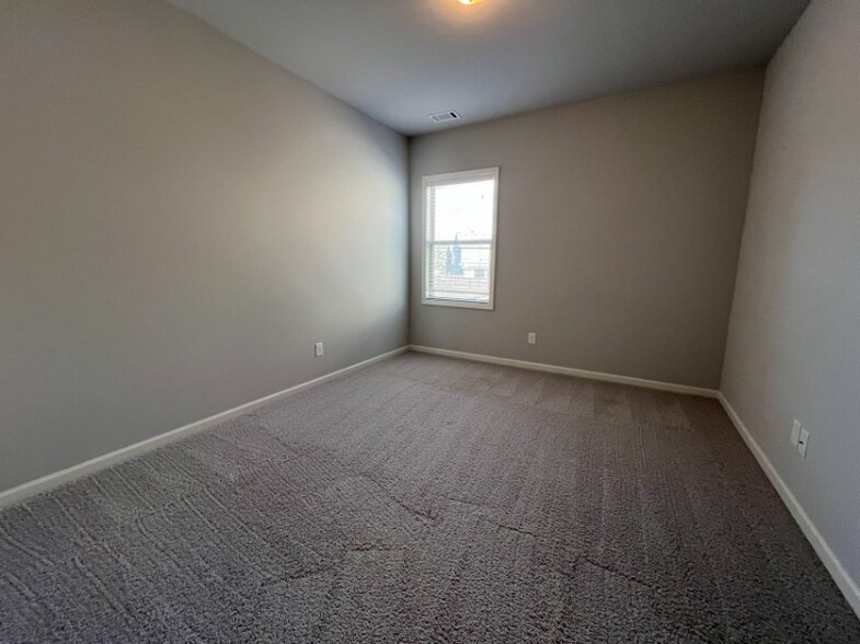 Building Photo - 9742 Alderbrook Trce