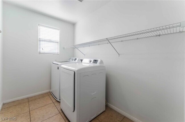 Building Photo - 9144 Checkerboard Ct