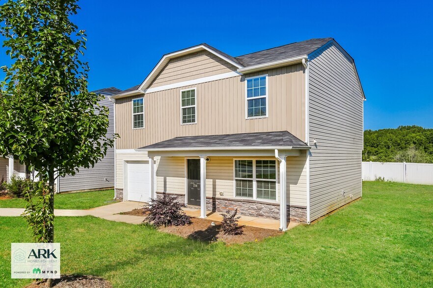 Building Photo - 214 Glenoaks Dr