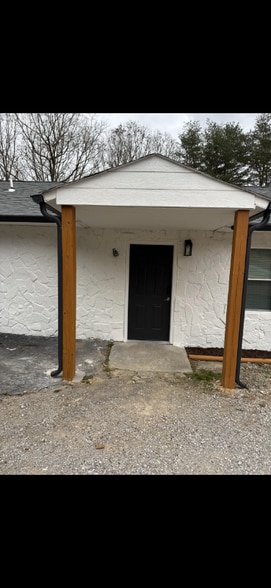 Building Photo - 20 Faith Rd