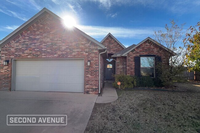 Building Photo - 1032 NW 191st St