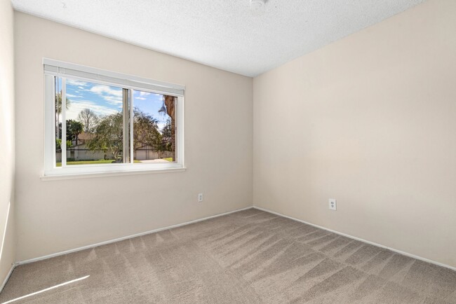 Building Photo - 11487 Matinal Cir