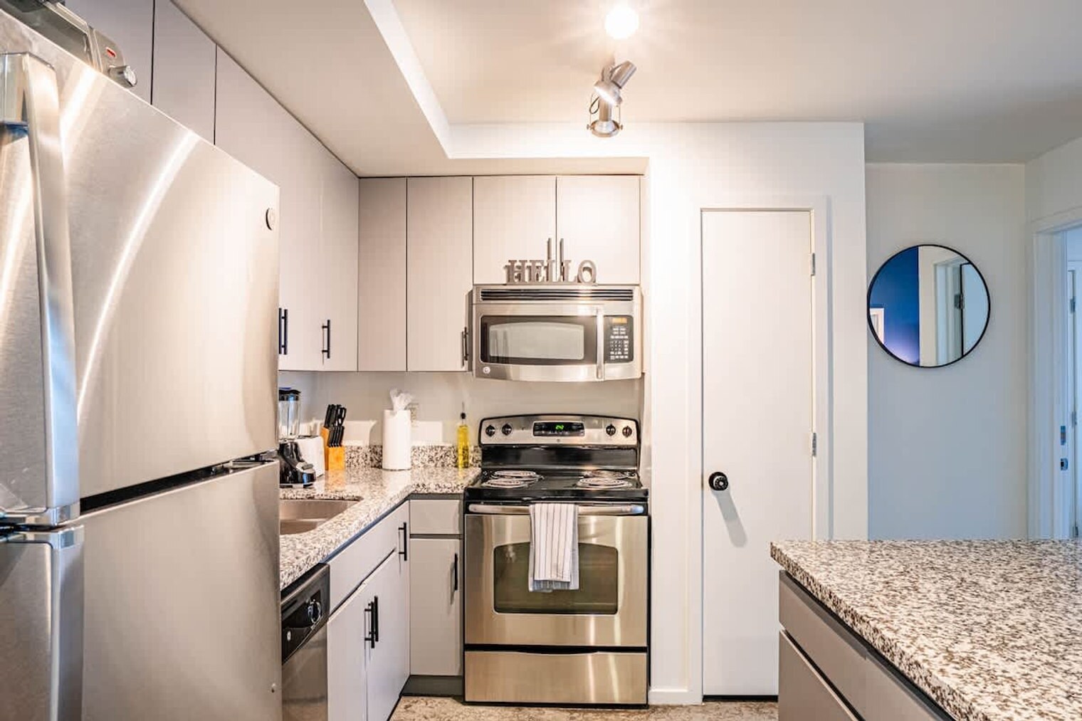 Building Photo - 888 N 4th St