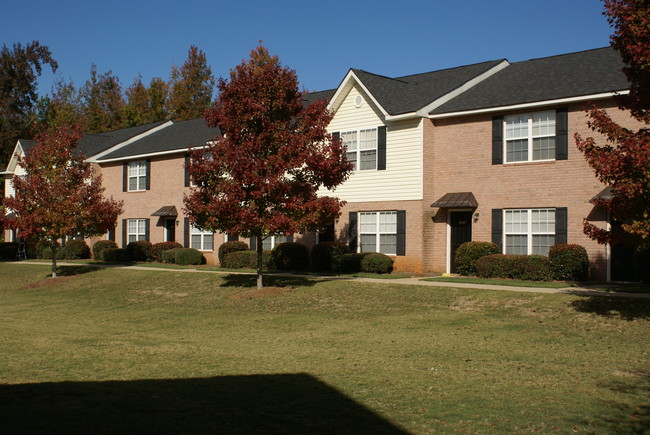 Primary Photo - Shoal Creek Apartments