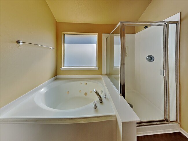 Building Photo - 149 Bristol Bend Ln