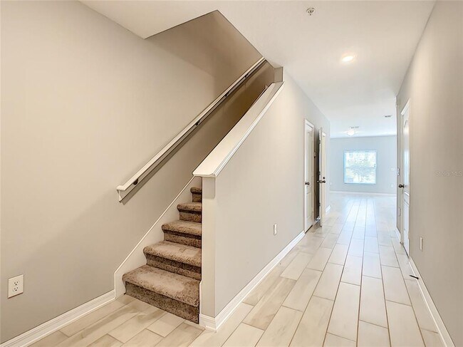 Building Photo - 213 Rustic Loop