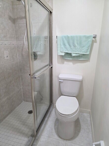 Building Photo - 4225 N Highway A1A