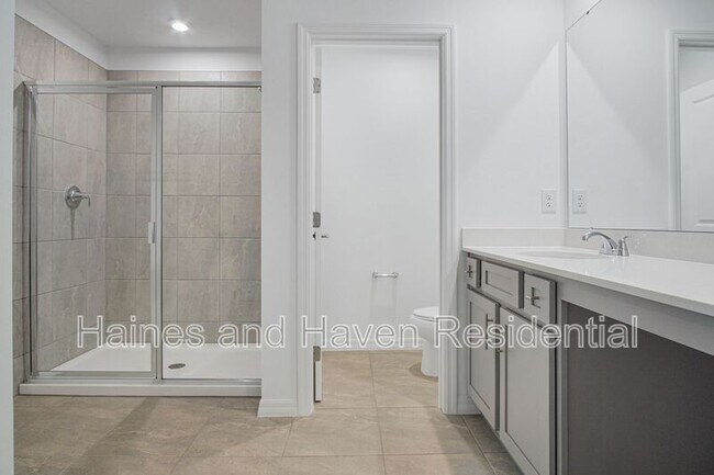 Building Photo - 4429 River Beacon Blvd