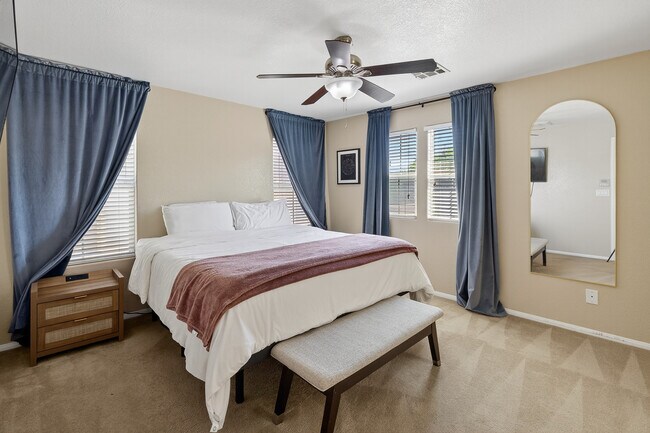 Building Photo - 10847 Iona Island Ave