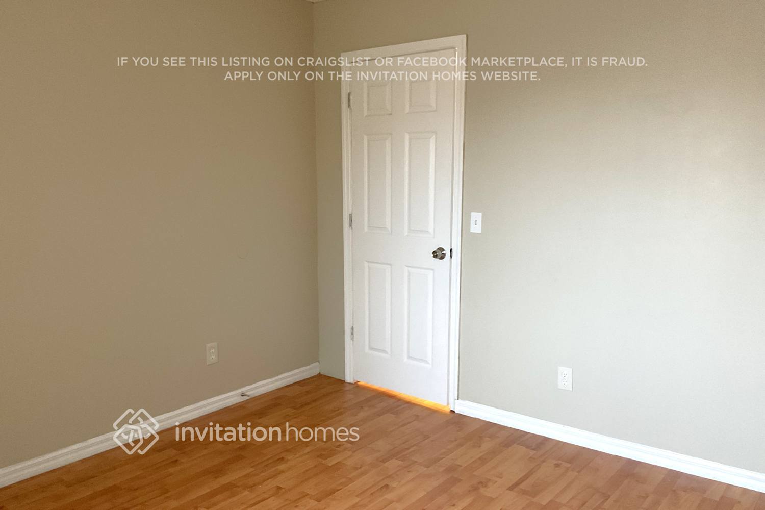 Building Photo - 2300 SW 106th Ave