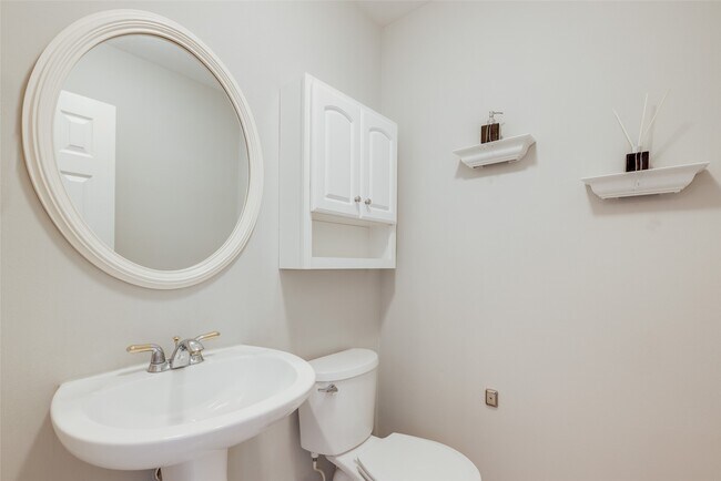 Building Photo - 12414 N Shadow Cove Dr