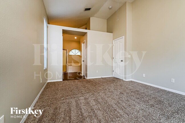 Building Photo - 4413 Winding River Dr