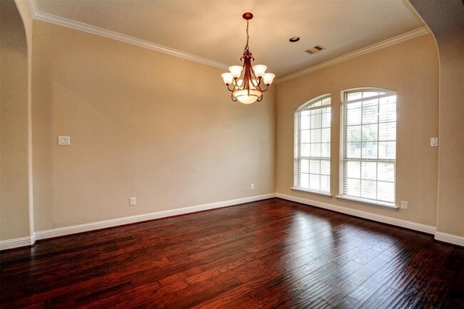 Building Photo - 106 Bella Sole