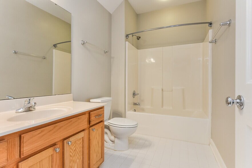 Building Photo - 852 Stroud Cir